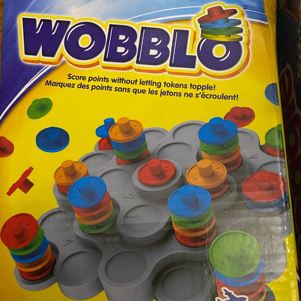 🌹 Wobblo Tower Building Travel Game Night Token Dice Kids Family Time Party Team